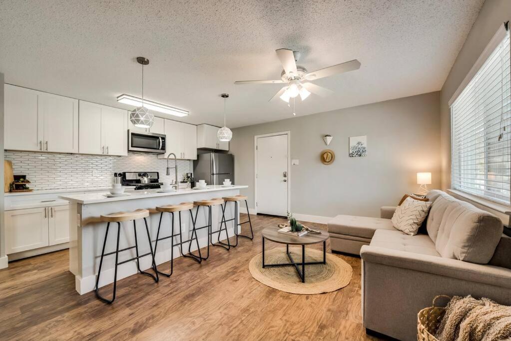 Heart Of Dallas Flat Close To Baylor Hospital Exterior photo